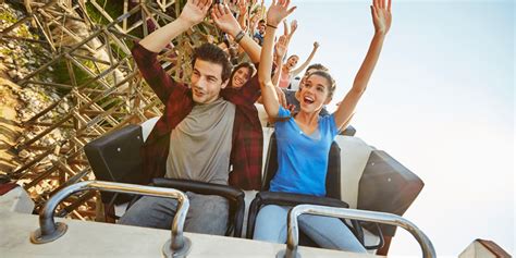 port aventura en agosto|Agosto en PortAventura: ¡un mes lleno de emociones。